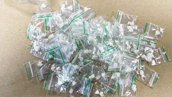 Anonymous Online Crack Purchases in the UK